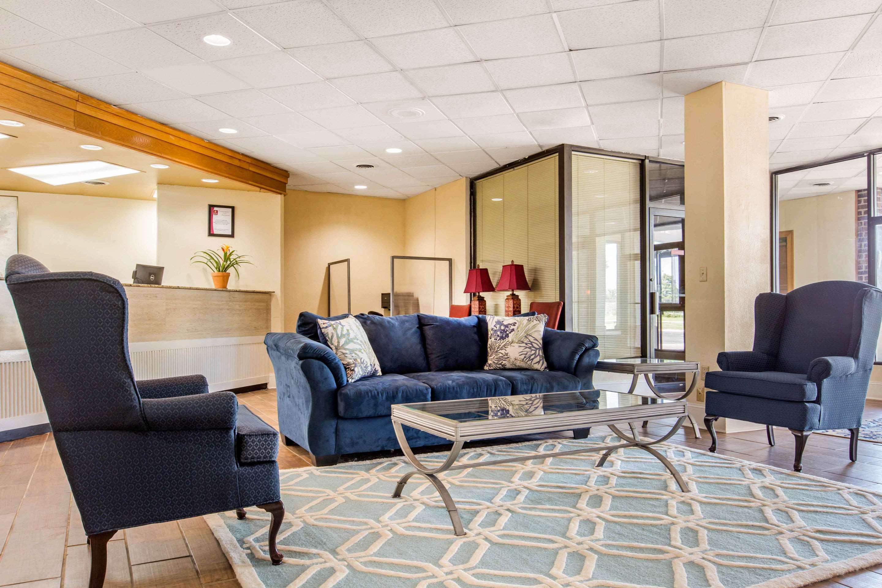 Готель Ramada By Wyndham Santee I-95 Екстер'єр фото
